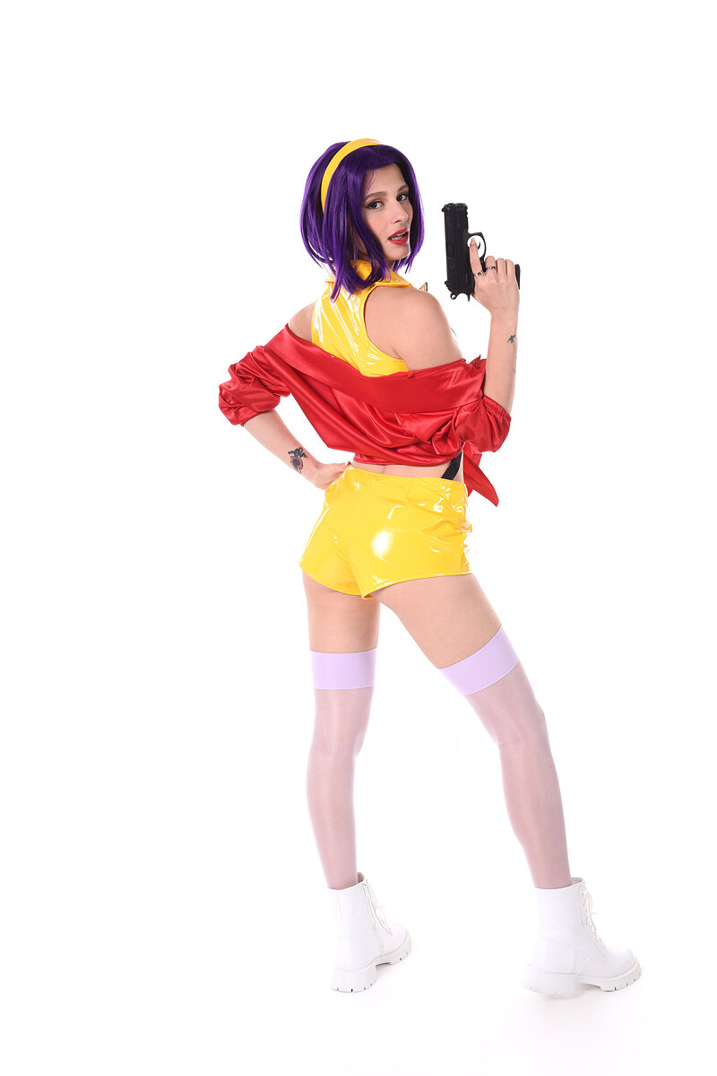 Алена, 24 года, 3 размер груди